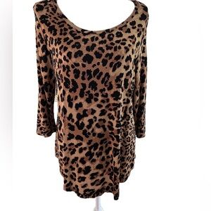 🔥🔥Women's Size Small Leopard print knit top, 3/4 Sleeve JM Collection